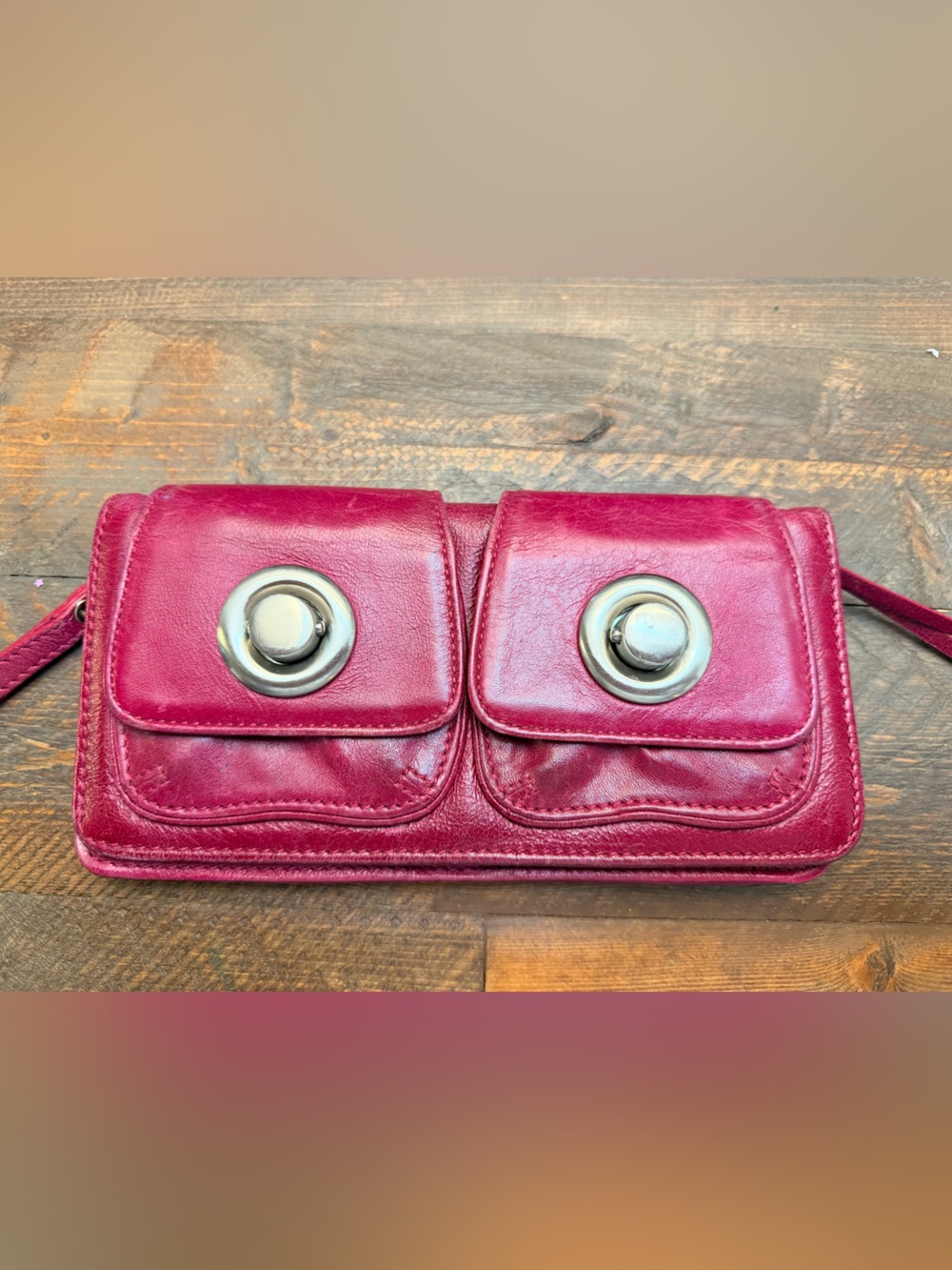Beautiful Vintage Latico Red wallet wristlet leather silver hardware GUC